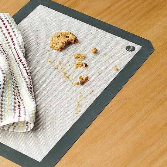 Food Network™ Cookware & Bakeware*Food Network 1/2-Sheet Silicone Baking Mat